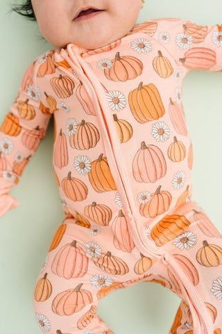 Pretty In Pink Pumpkins Bamboo Sleeper